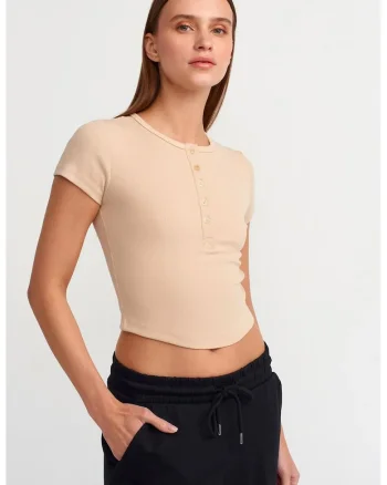 Tricou  pentru femei, scurt, slim-fit, bej natural, 94% bumbac