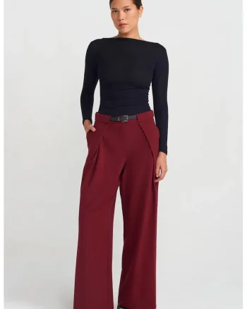 Pantaloni dama,  picior larg, rosu burgundy, crep