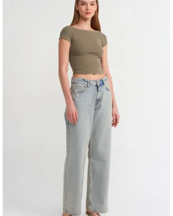 Blugi dama,  talie medie, croiala larga, denim albastru deschis, 100% bumbac