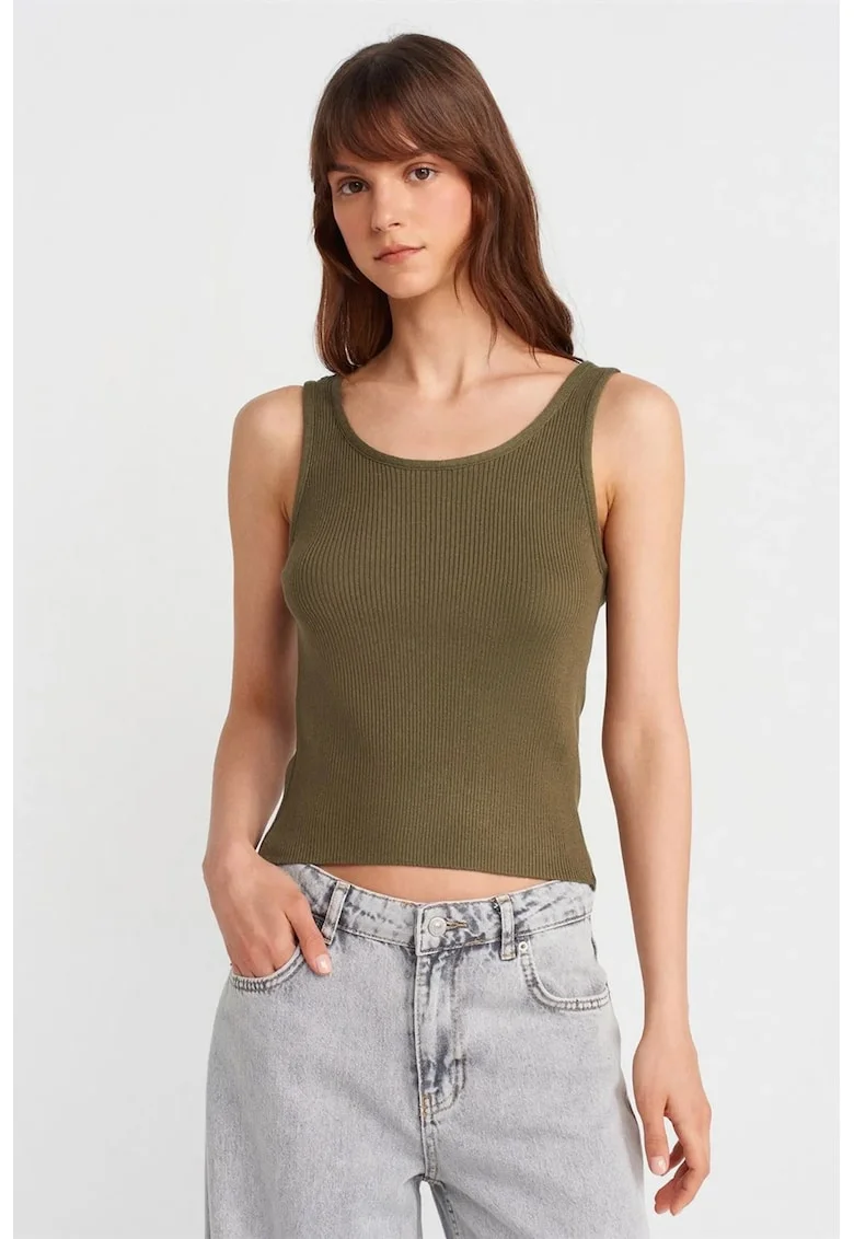 Bluza dama,  tricotata fara maneci, verde olive, casual,
