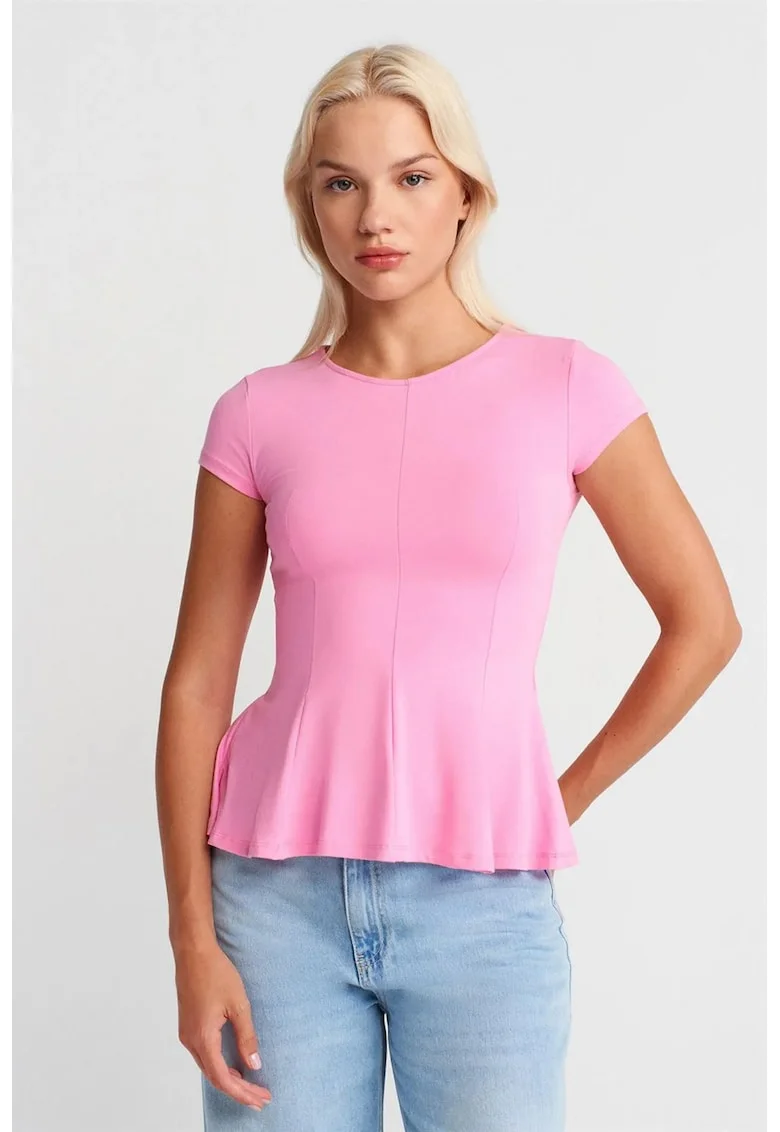 Tricou dama,  tricou cu guler rotund, volane, roz aprins, slim fit