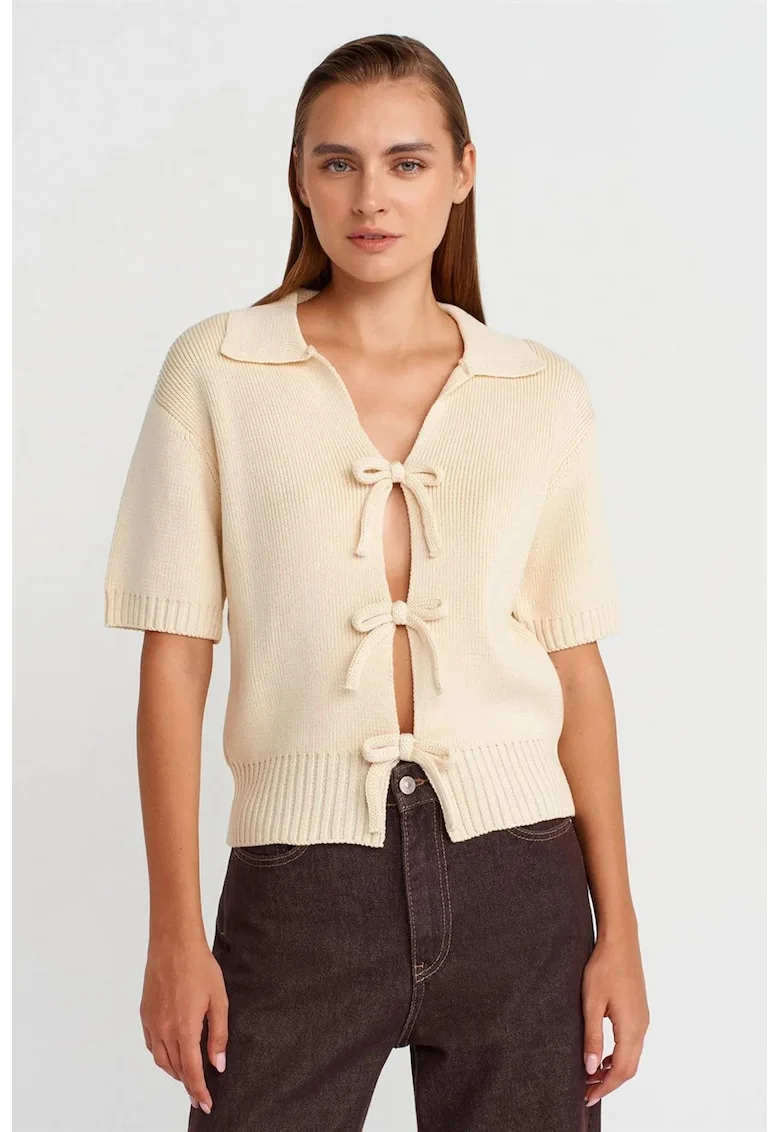 Cardigan,  acrilic, crem, maneci scurte, guler polo, legatura in fata,
