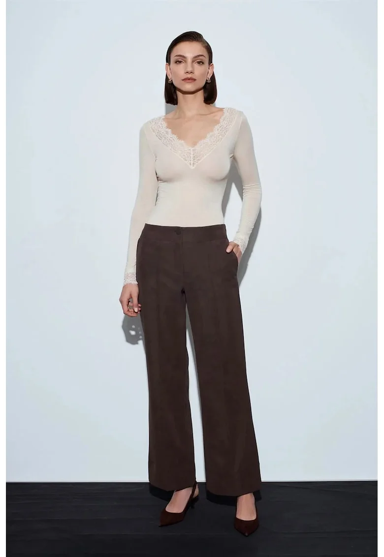 Pantaloni dama,  talie inalta, croiala larga, maro mocha inchis, imitatie de piele