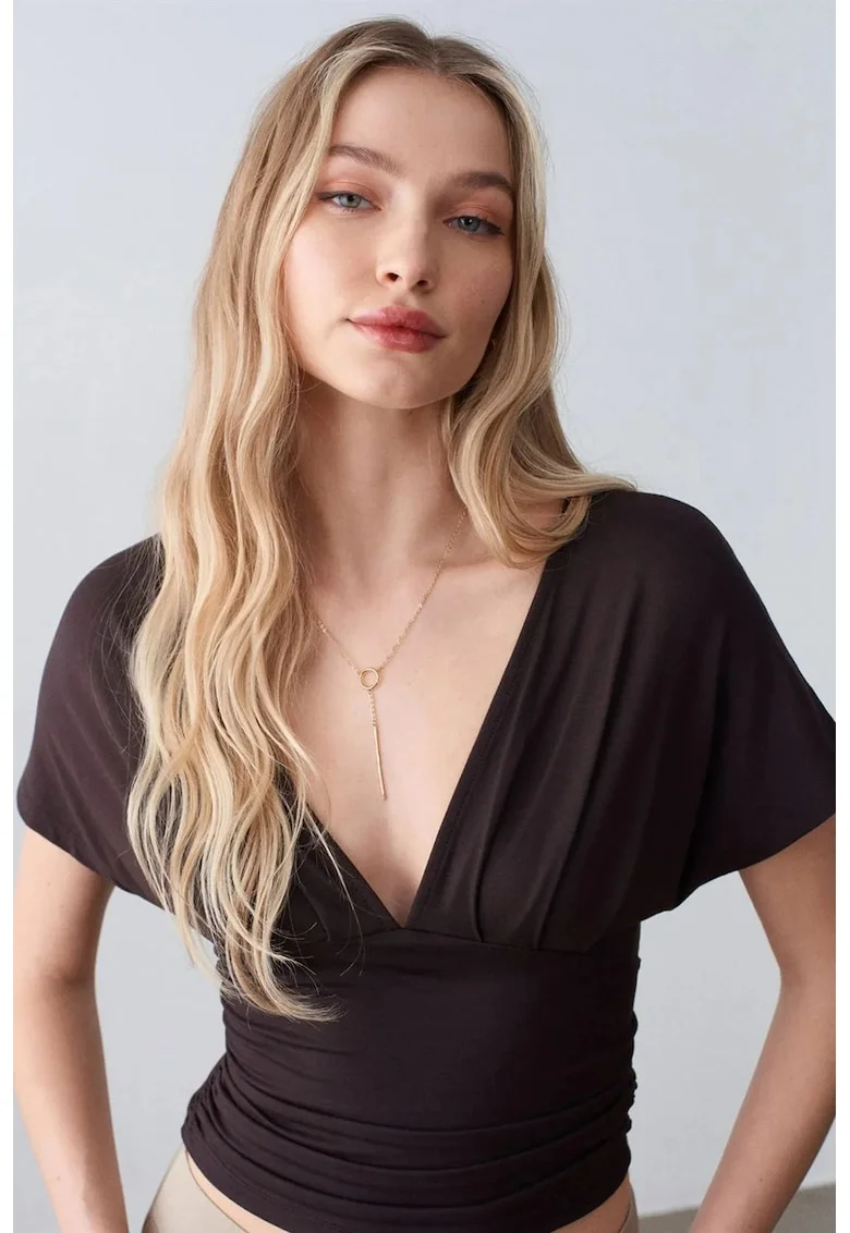 Bluza dama,  Slim Fit, decolteu in V, detalii cu snur, maro, viscoza-elastan