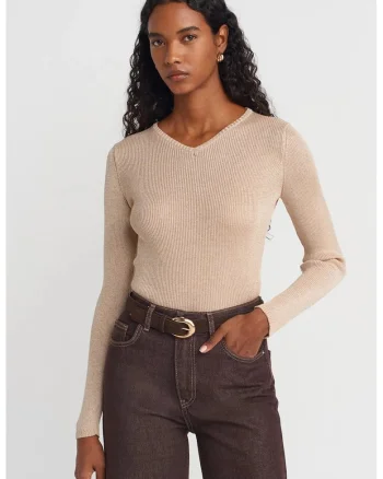 Pulover dama,  slim fit, decolteu in V, bej natural, tricot din poliester si viscoza,
