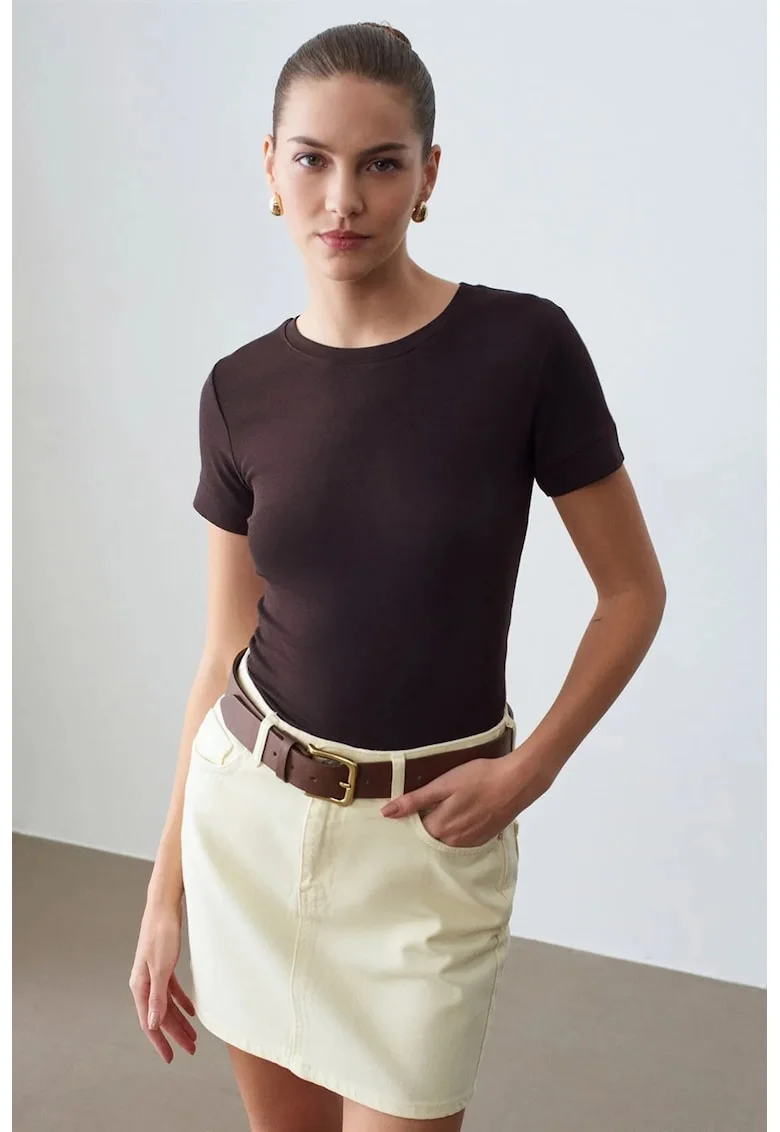 Tricou dama,  tricou slim fit, maneca scurta, maro cafea, 57% bumbac, 38% modal, 5% elastan