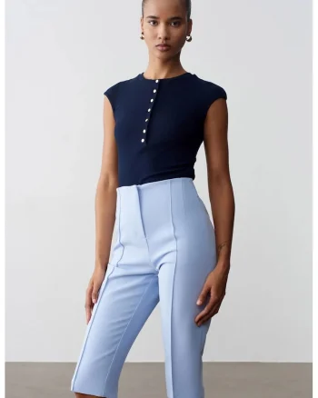 Pantaloni scurti dama,  Capri, talie inalta, albastru deschis, poliester-viscoza-elastan