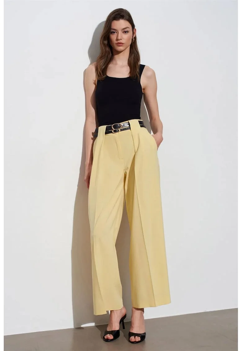Pantaloni dama,  talie inalta, croiala ampla, galben lamaie, poliester