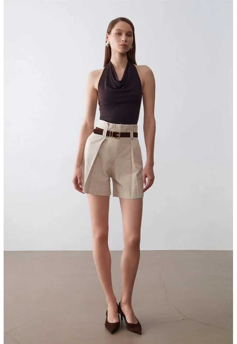 Pantaloni scurti,  talie inalta, picior larg, bej natural, bumbac si tencel