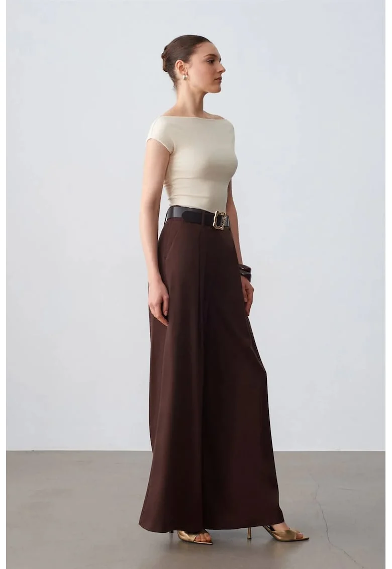 Pantaloni dama,  plisati, talie inalta, maro cafea, 100% Tencel, Maro
