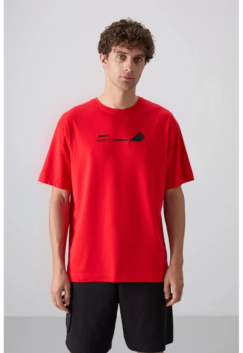 Tricou  supradimensionat, rosu, bumbac-poliester, imprimat pe spate
