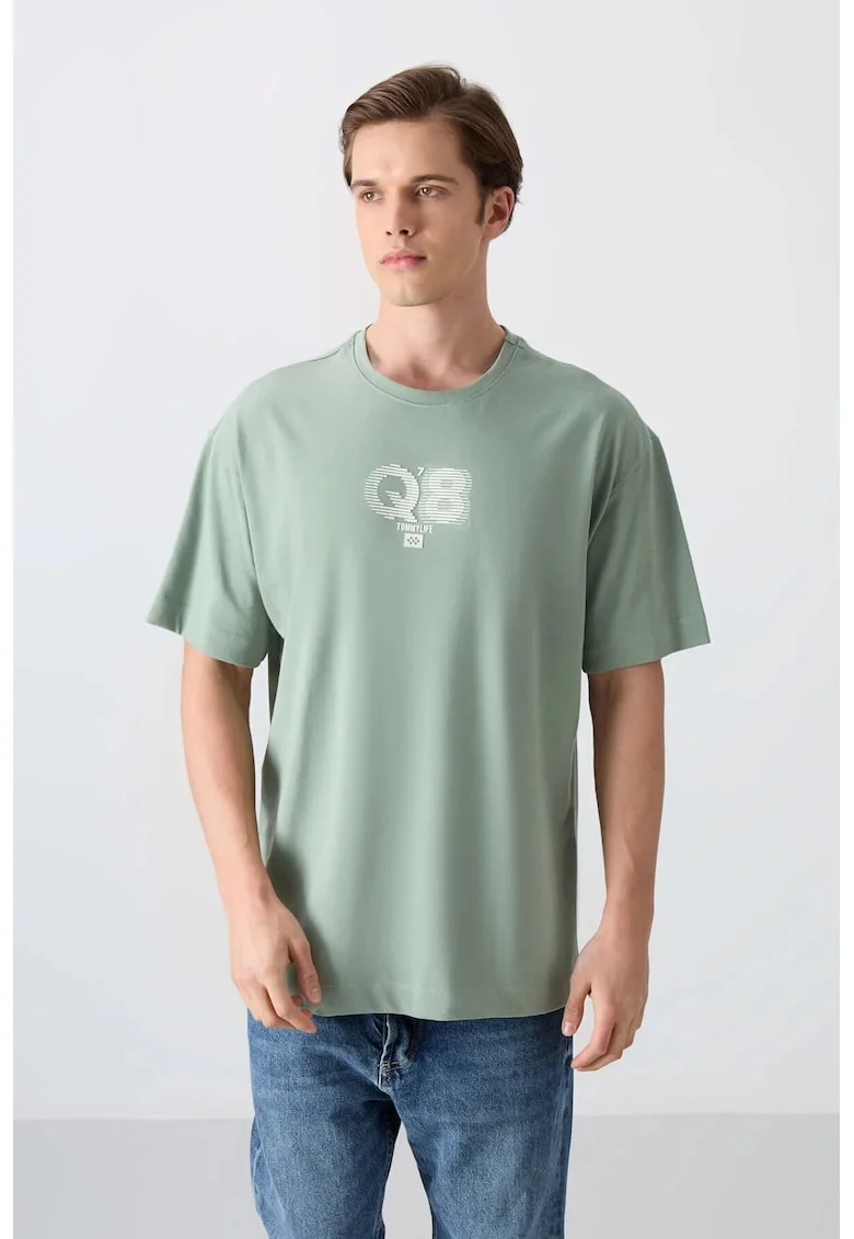 Tricou barbati,  supradimensionat, guler rotund, verde salvie, bumbac si poliester