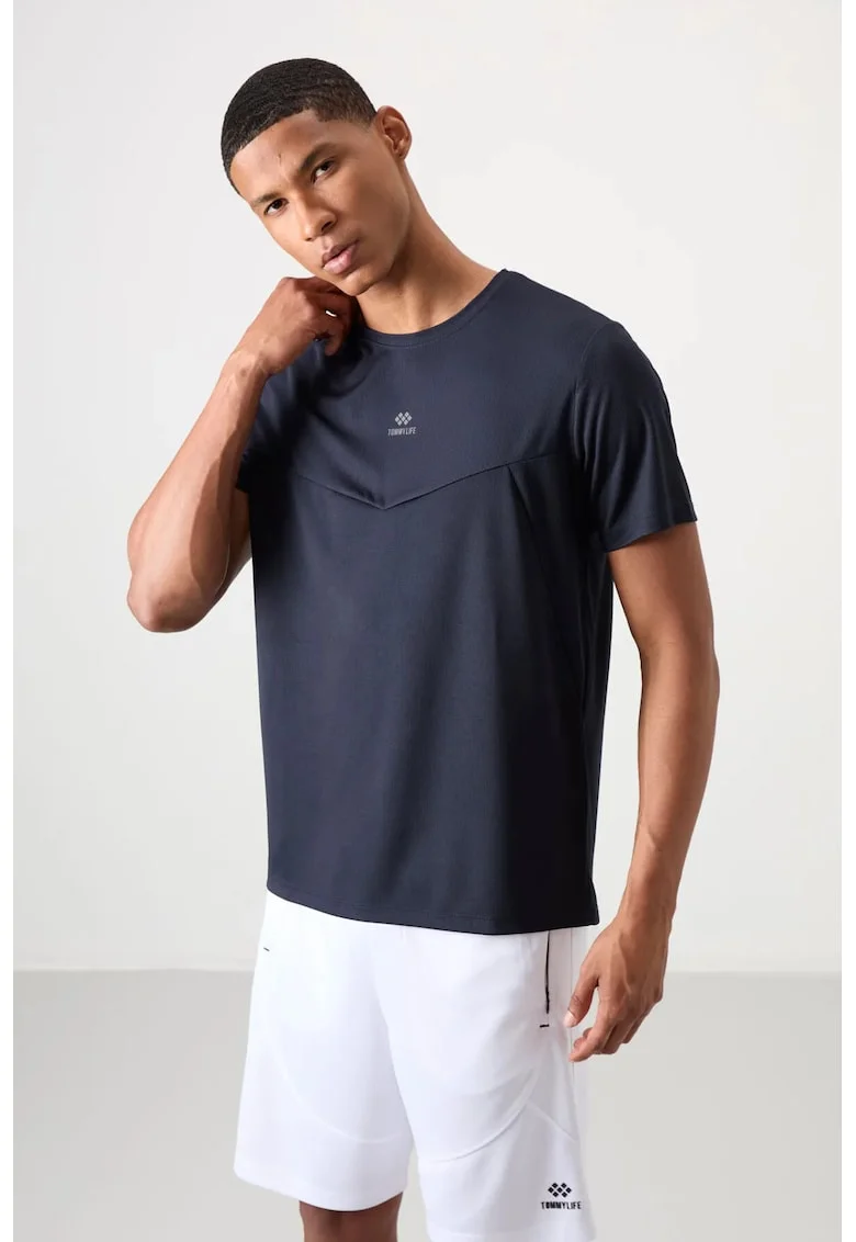 Tricou  barbati, albastru marin, din poliester, cu guler rotund, detalii paneled
