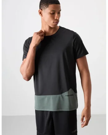 Tricou  barbati, croiala regular-fit, negru, material elastic