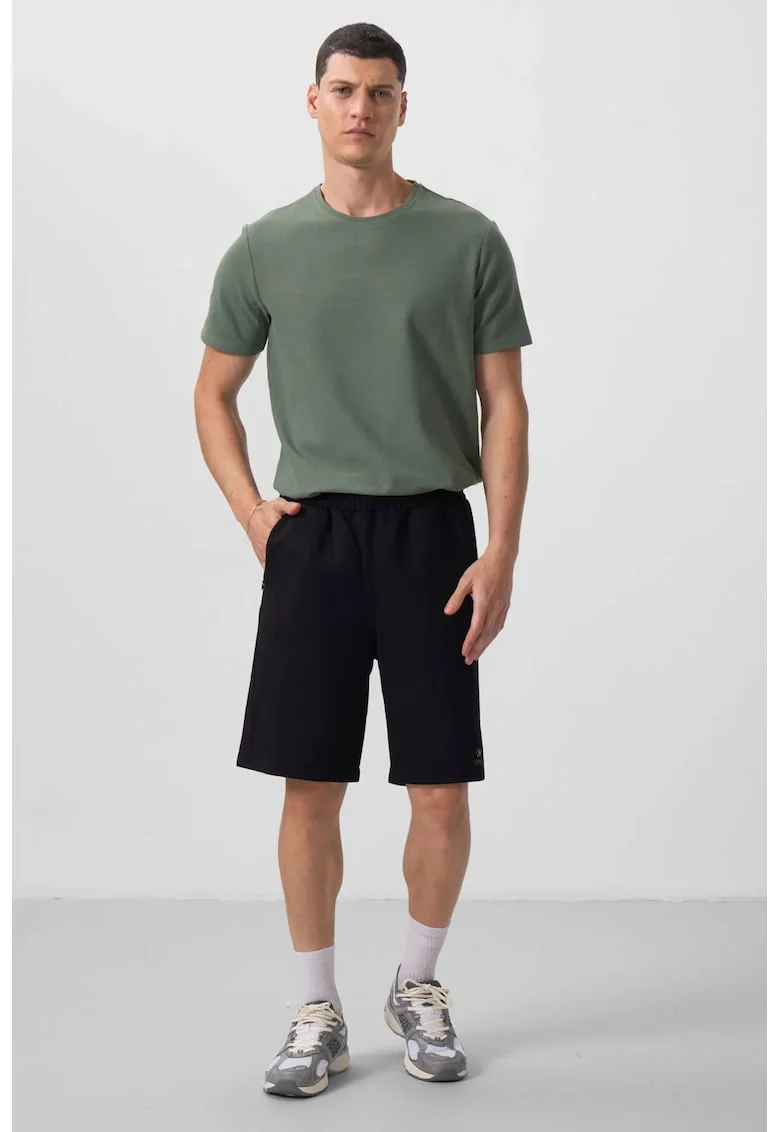 Pantaloni scurti, Barbati, TOMMY Pantaloni scurti supradimensionati din amestec de bumbac, Negru