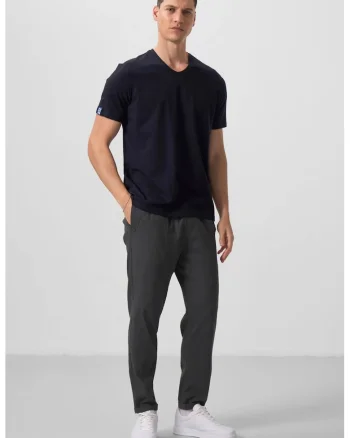 Tricou  barbati, albastru marin, bumbac si elastan, decolteu in V, elastic