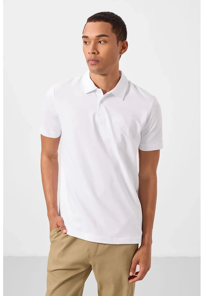 Tricou polo  barbati, alb, amestec de bumbac cu elastan, detaliu buton