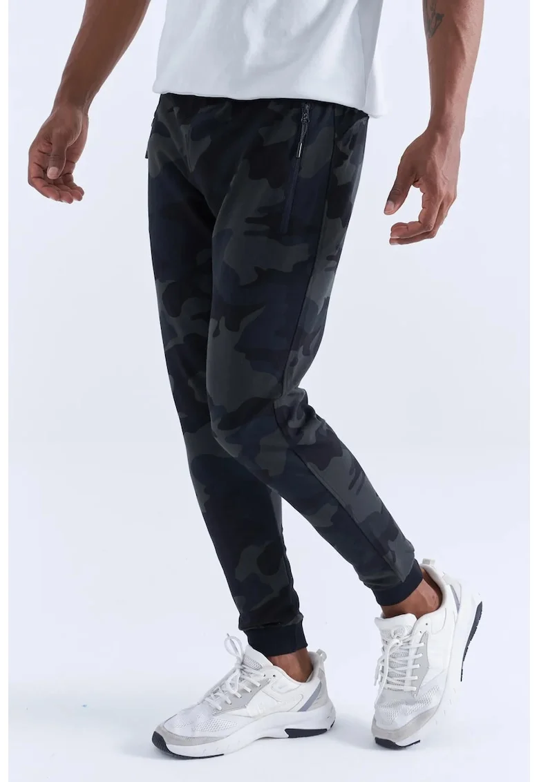 Pantaloni de trening, Barbati, Pantaloni de trening TOMMY barbati, camuflaj, croiala Gri carbune,