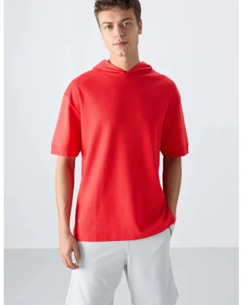 Tricou,  supradimensionat, cu gluga, rosu, bumbac si poliester