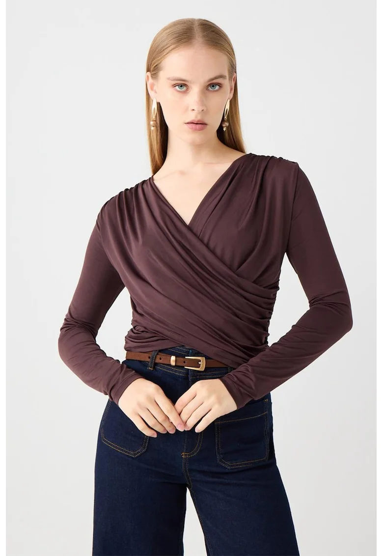 Bluza cu decolteu cache-coeur, Maro
