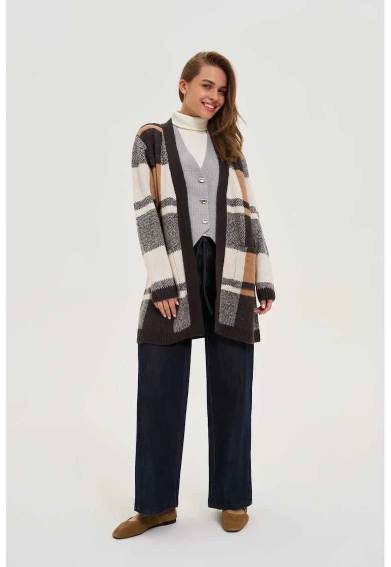 Cardigan bej cu model caro, Bej
