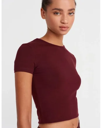 Tricouri dama,  tricou scurt, slim-fit, rosu burgundy, elastic