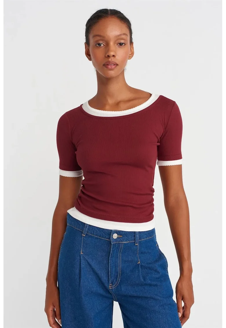 Tricou dama,  crop, slim-fit, rosu burgundy, 100% bumbac