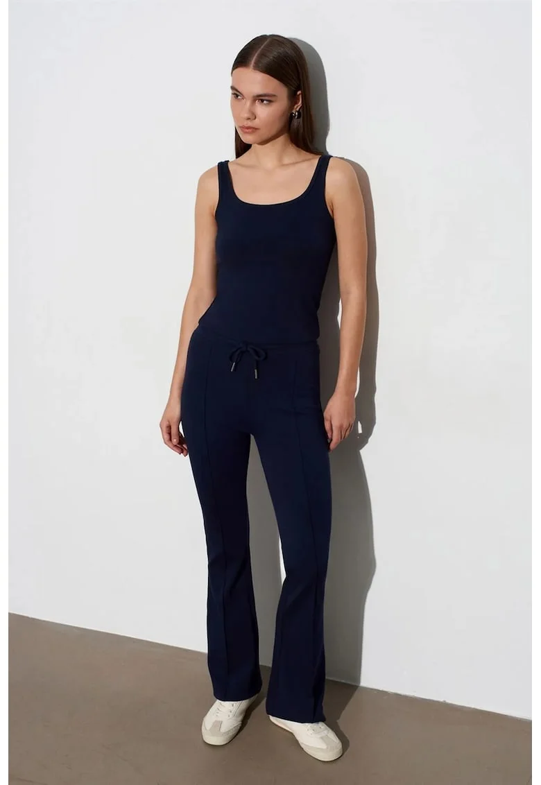 Pantaloni dama,  evazati, talie medie, albastru marin, jerseu