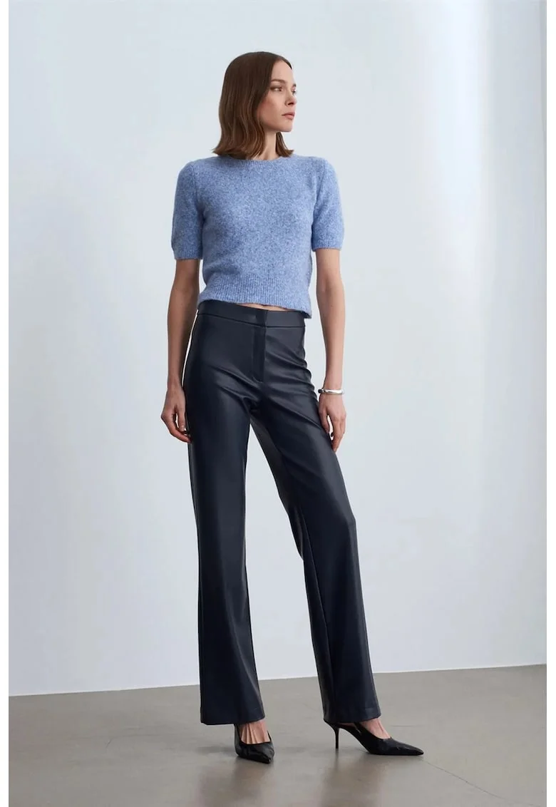 Pantaloni dama,  evazati, negru, piele ecologica
