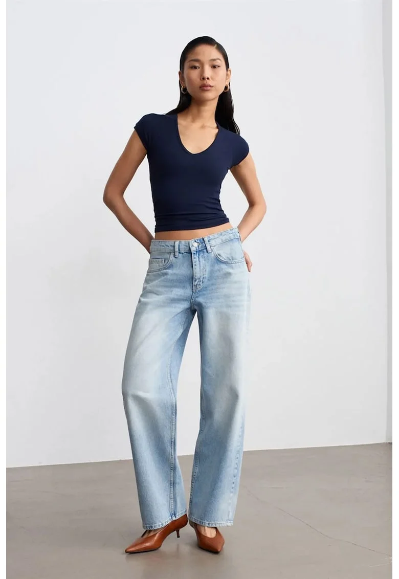 Blugi dama,  talie joasa, croiala dreapta, denim albastru deschis, 100% bumbac