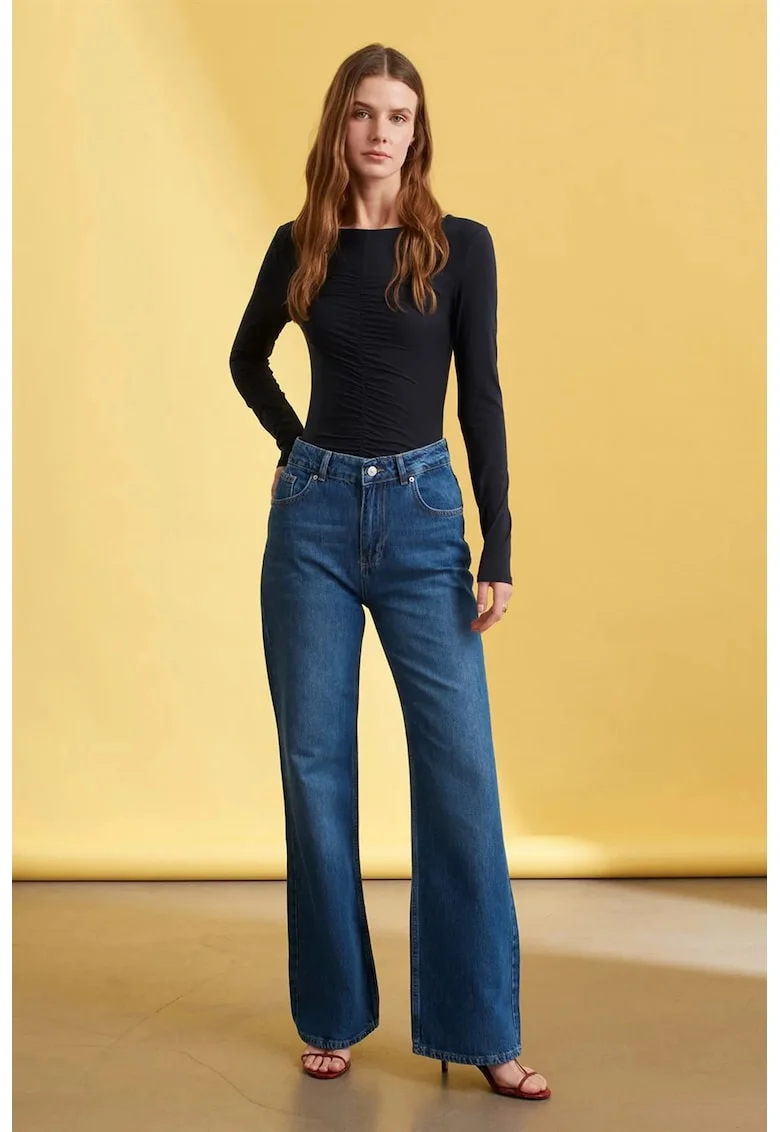 Blugi dama,  talie inalta, picior larg, denim albastru mediu, bumbac si Tencel