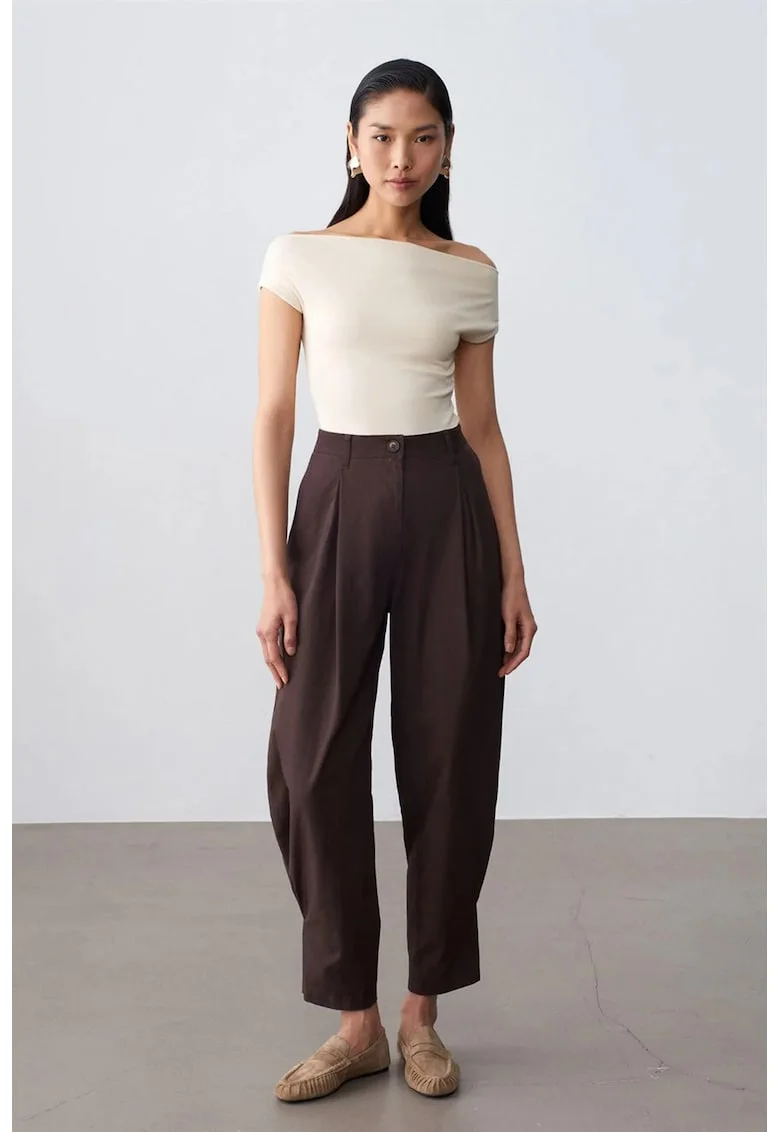 Pantaloni dama,  talie inalta, croiala larga, maro cafea, poplin, Maro