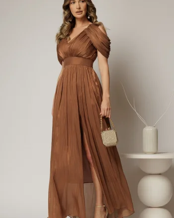 Rochie de seara maro cu maneci vaporoase din voal peliculizat