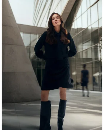 Rochie neagra cu strangere pe solduri, Negru