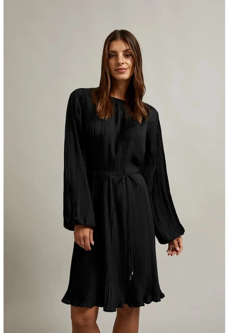 Rochie plisata cu curea neagra, Negru