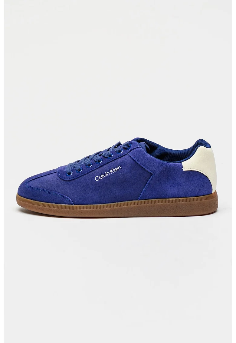 Pantofi sport de piele intoarsa cu logo lateral si talpa joasa, Albastru indigo