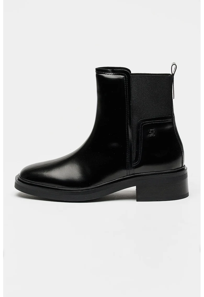 Ghete de piele, Negru