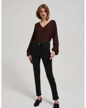 Jeansuri skinny negre, Negru