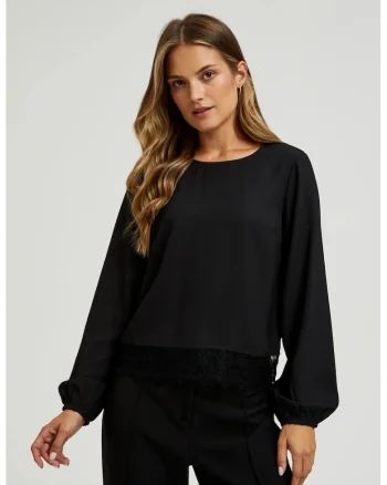 Camasa neagra cu dantela si maneci bufante, Negru
