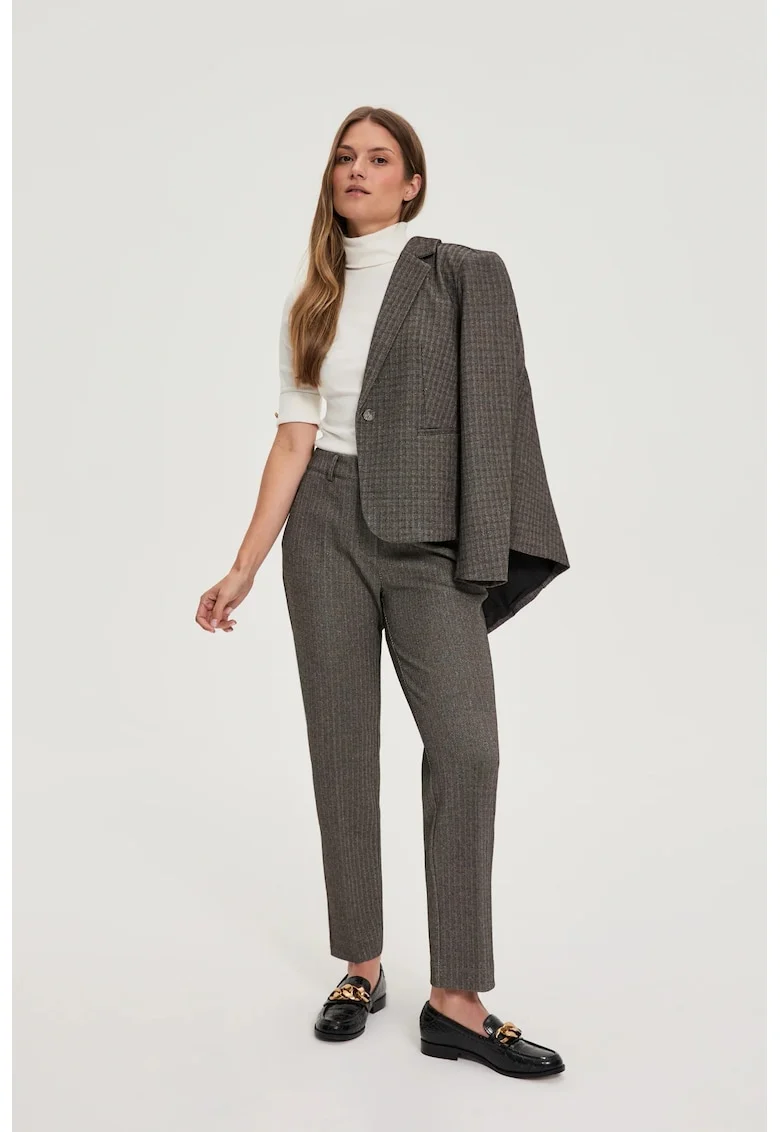 Pantaloni bej cu fir metalic, Bej