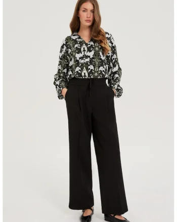 Pantaloni negri eleganți, Negru