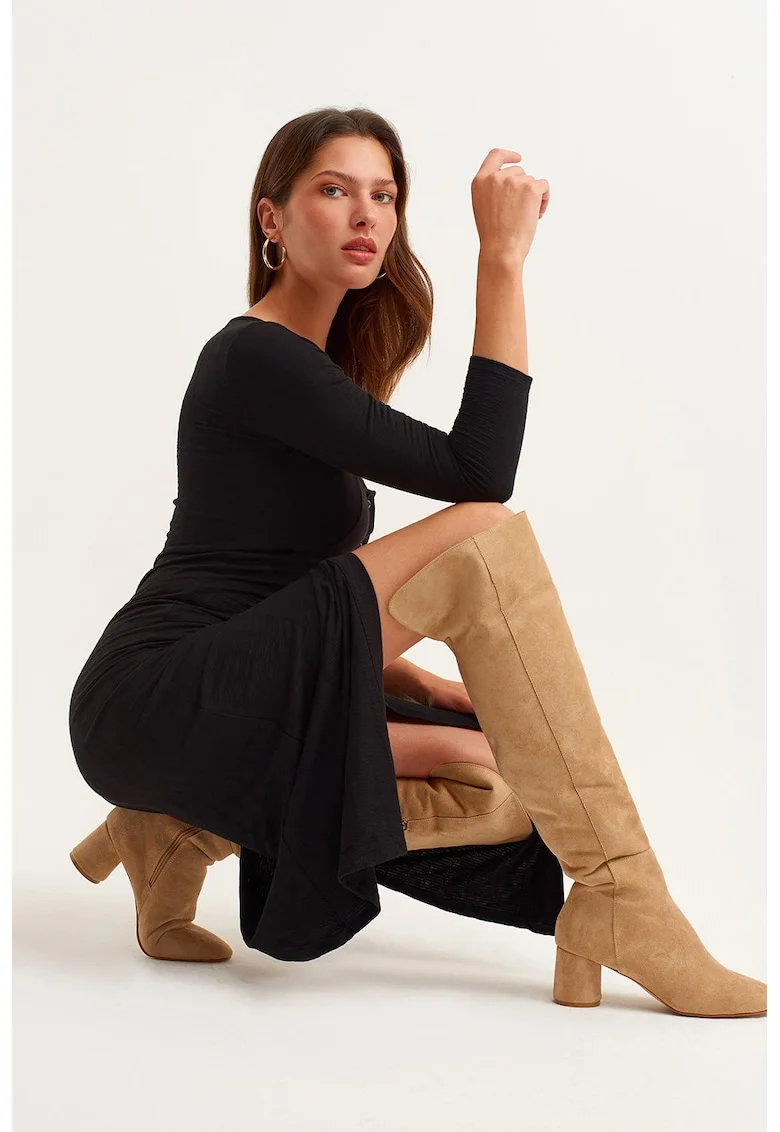 Rochie lunga cambrata cu decolteu rotund, Negru