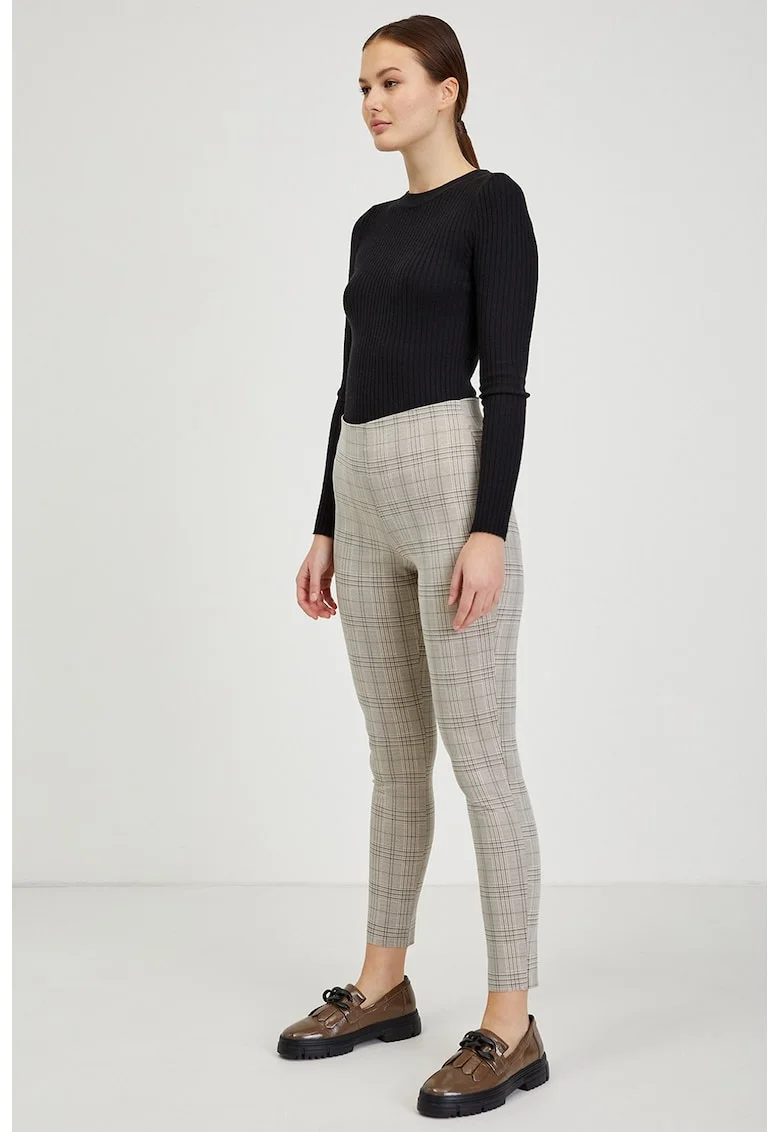 Pantaloni cu model in carouri si talie inalta, Grej