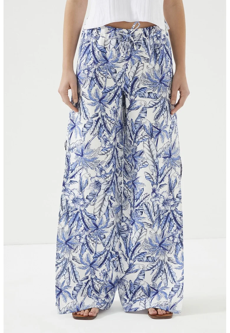 Pantaloni cu croiala ampla si slituri laterale, Alb/Albastru