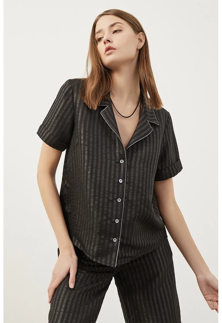 Camasa cu aspect satinat si model in dungi, Negru