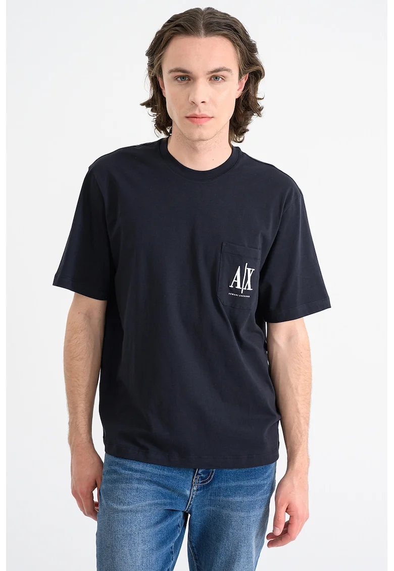 Tricou cu decolteu la baza gatului si buzunar pe piept, Albastru ultramarin