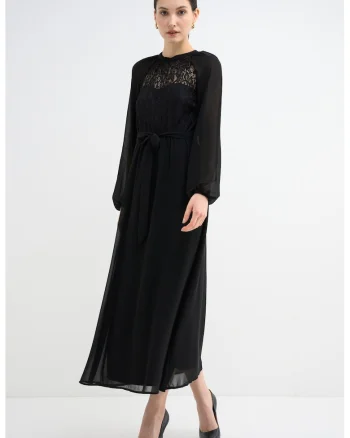 Rochie lunga cu detalii de dantela, Negru