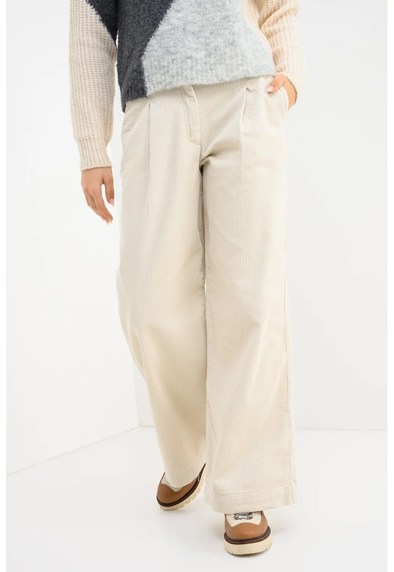 Pantaloni ampli reiati, Alb fildes