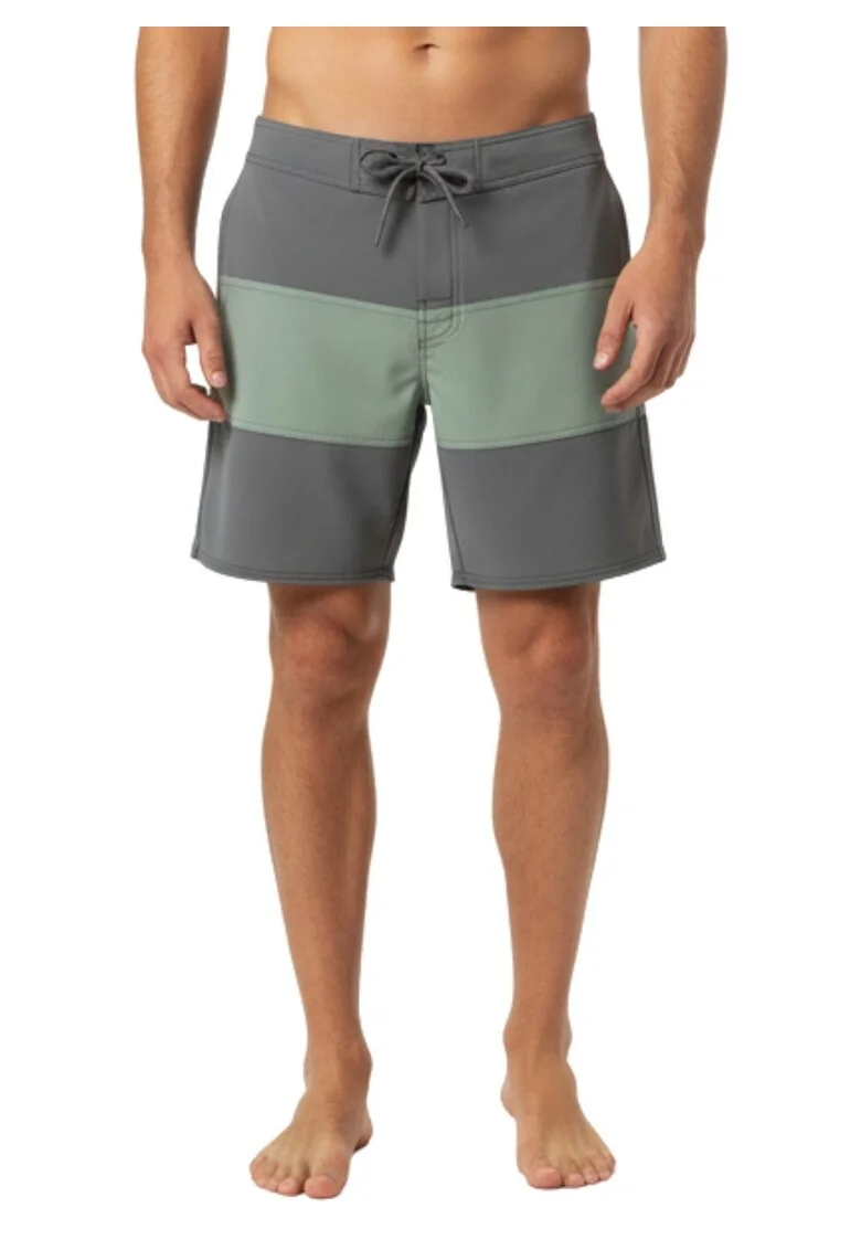 Pantaloni scurti barbati cu snur in talie,