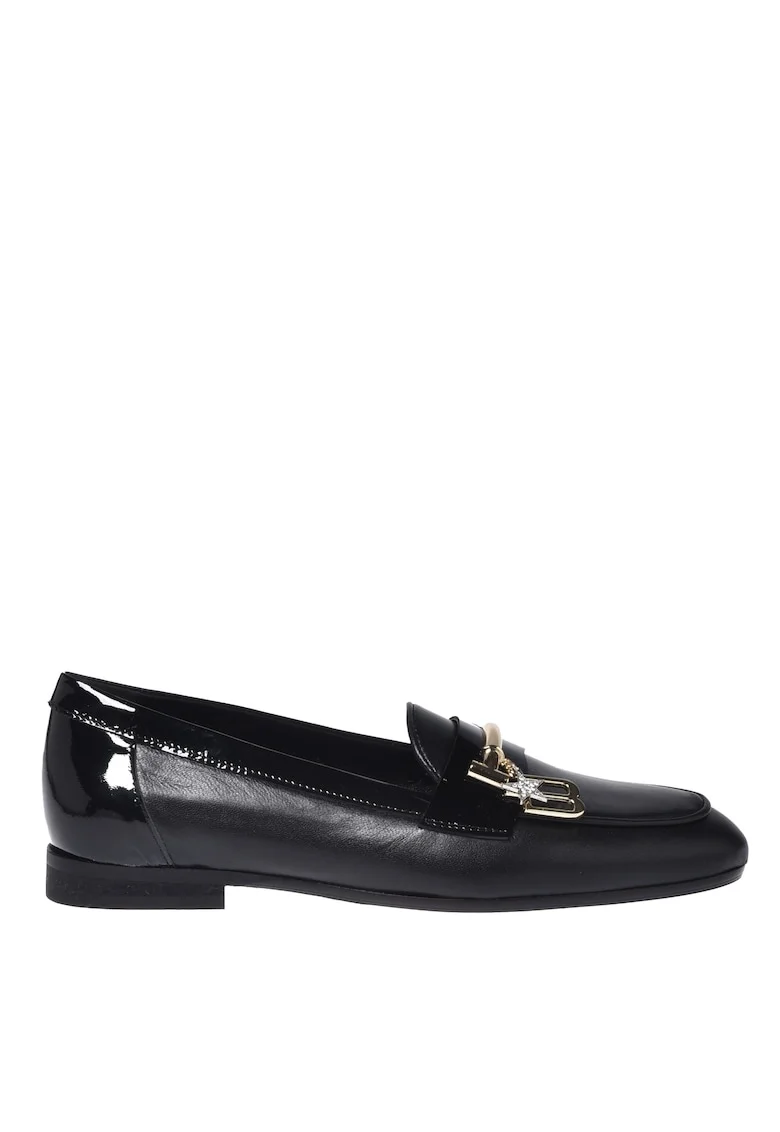 Pantofi loafer din piele cu accesoriu monograma metalica, Negru